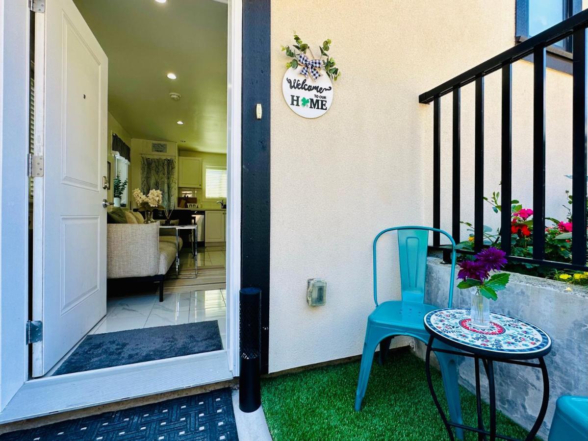 2Br 1.5Ba Full Kitchen Private Guest House - Free Parking - Central Location Vancouver Exterior photo